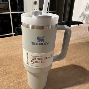 Stanley 40oz Tumbler in Fog